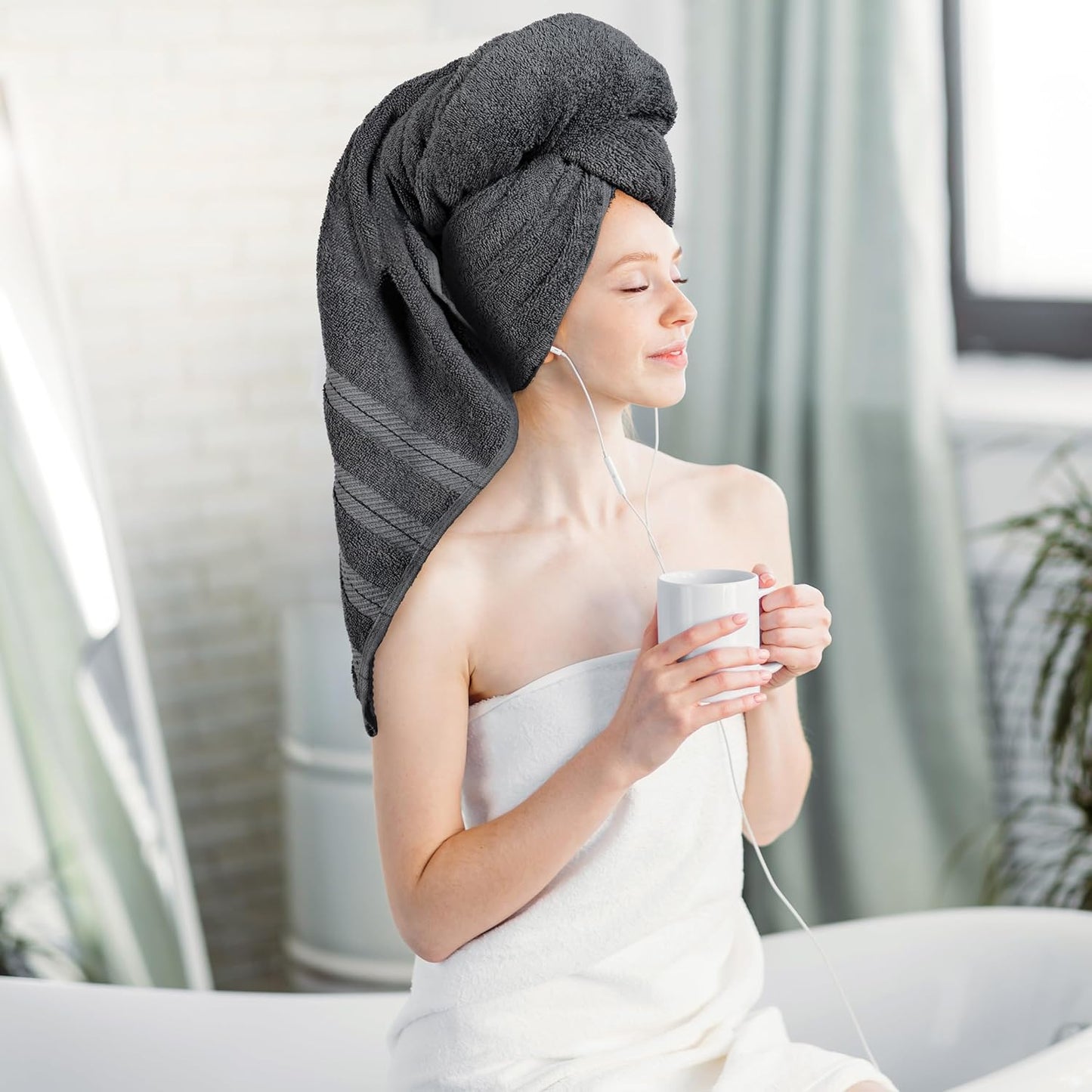 Utopia Towels 4 Pack Premium Extra Large Bath Towels Set, (30 x 60 Inches) 100% Ring Spun Cotton 500GSM, Lightweight and Highly Absorbent Quick Drying Towels, Perfect for Daily Use (Grey)